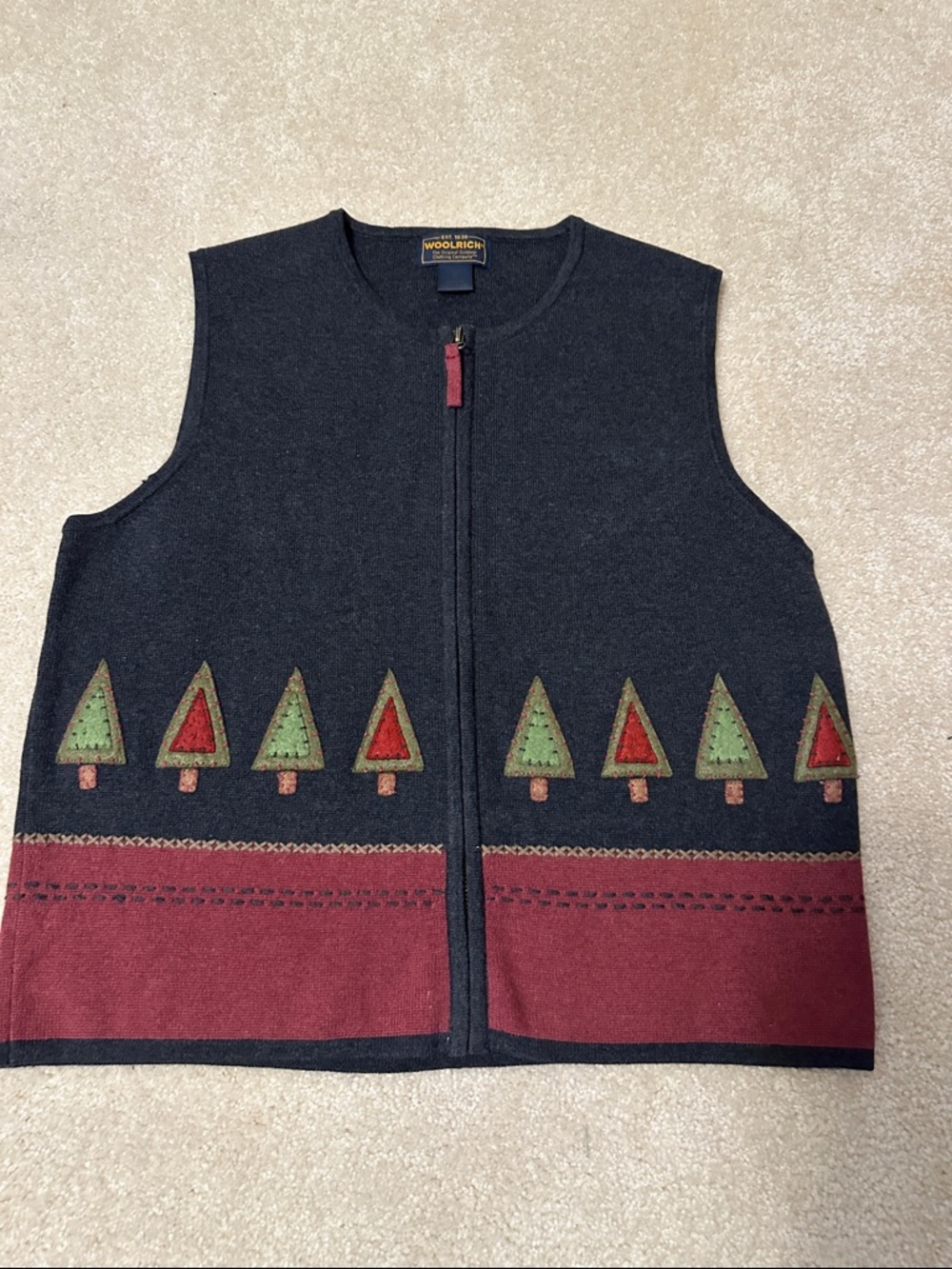 Woolrich Women’s charcoal heather Zip-Up Vest with Red and Green Tree Motif M